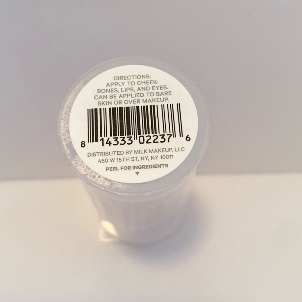Milk Makeup Holographic Stick Mars Golden Peach - Picture 4 of 12